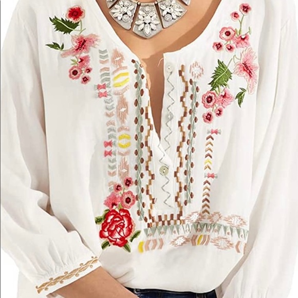 Beautiful Bohemian light weight top - Picture 3 of 6